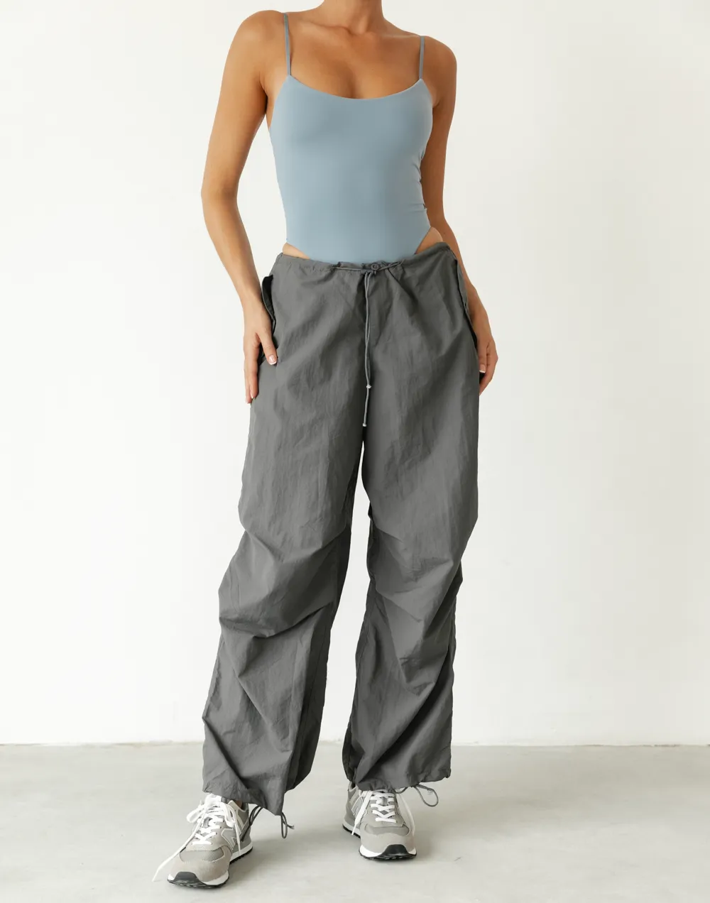 Brunie Parachute Pants (Grey)