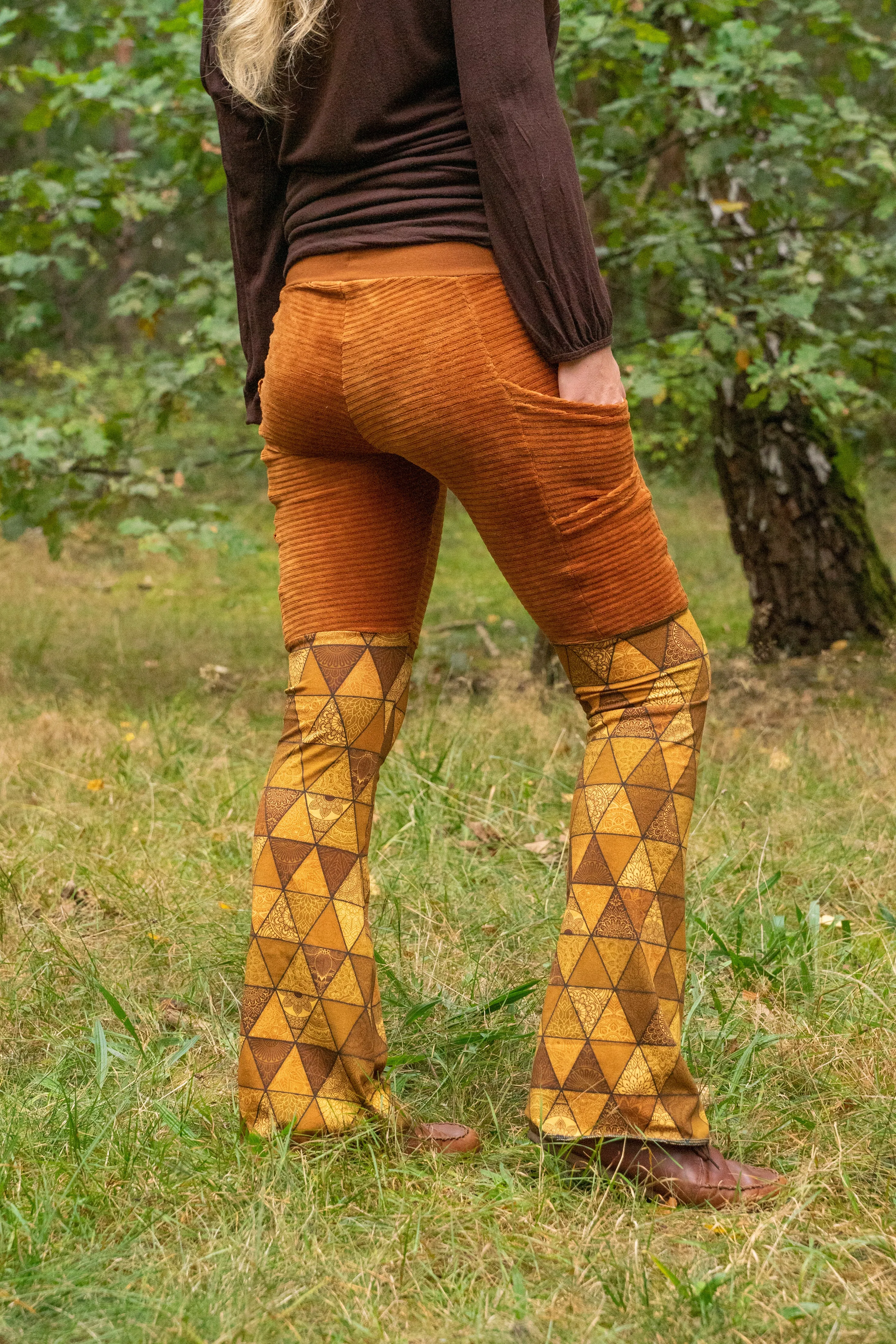 Gr. 40 - Leggins mit Taschen - Geometrie