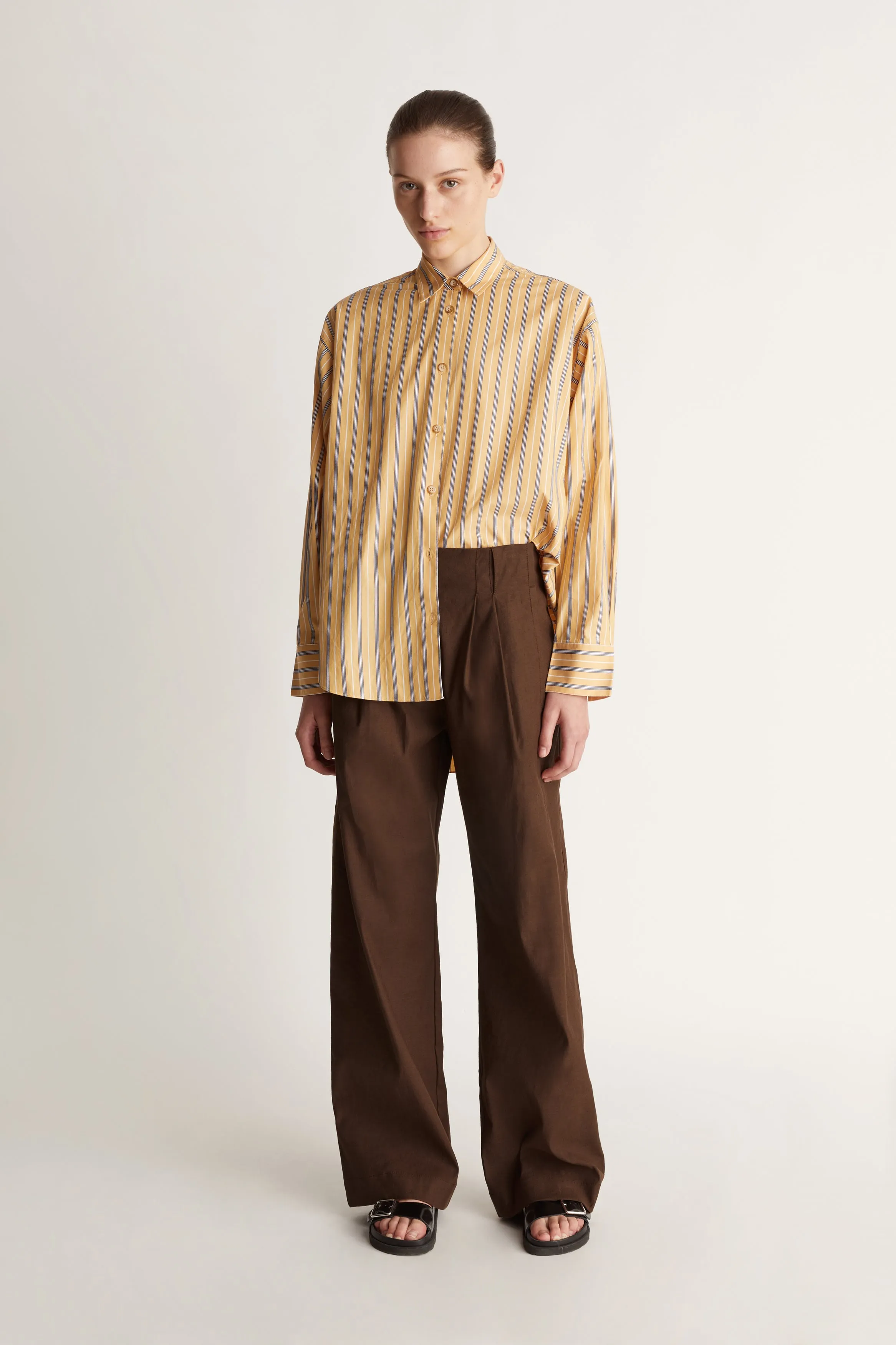 Riley Pleated Pant