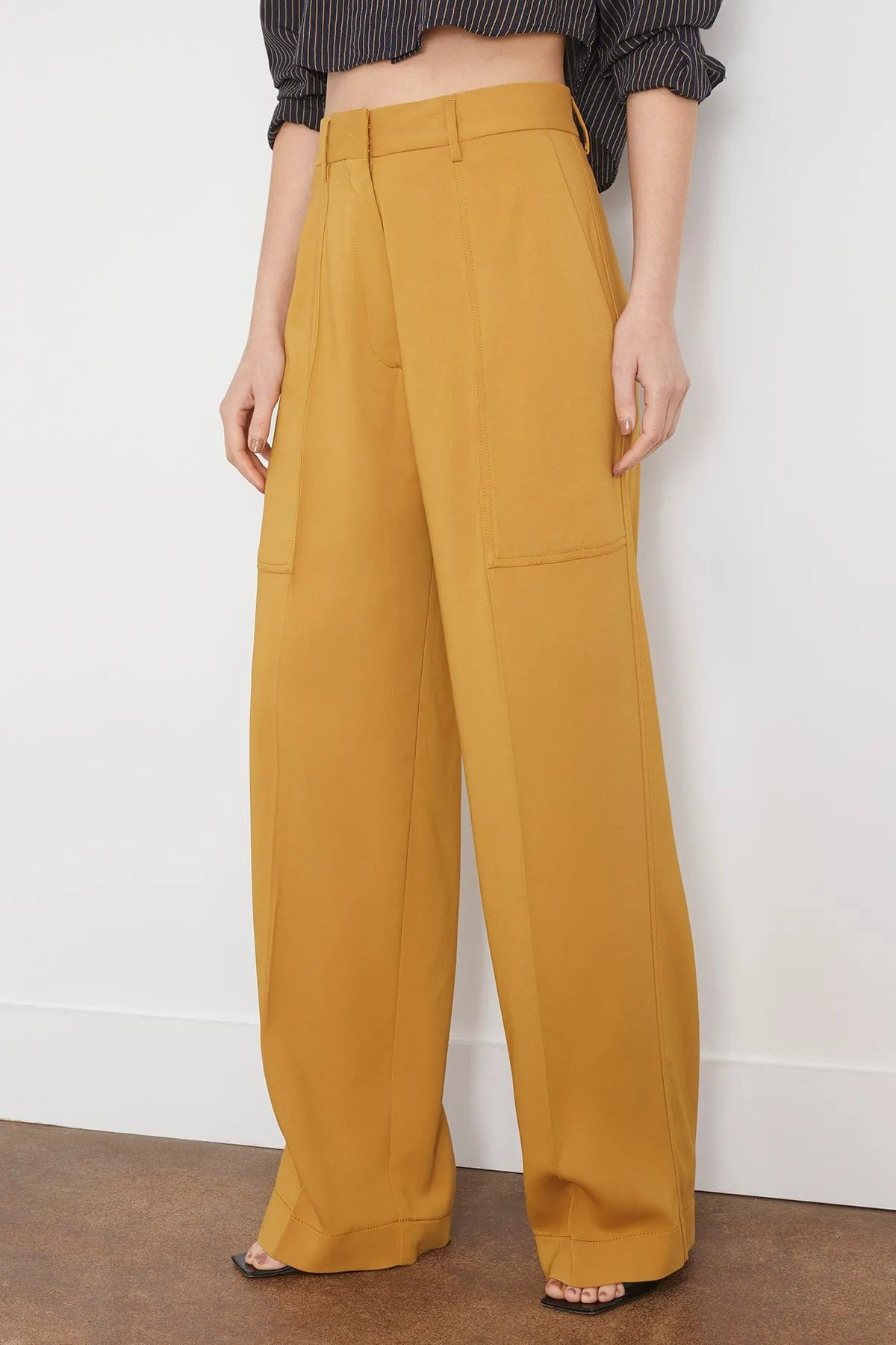 Stretch Crepe Cady Cargo Pants in Honey