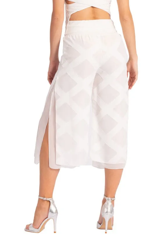 Two-layer White 3D Relief Cropped Culottes With Slits