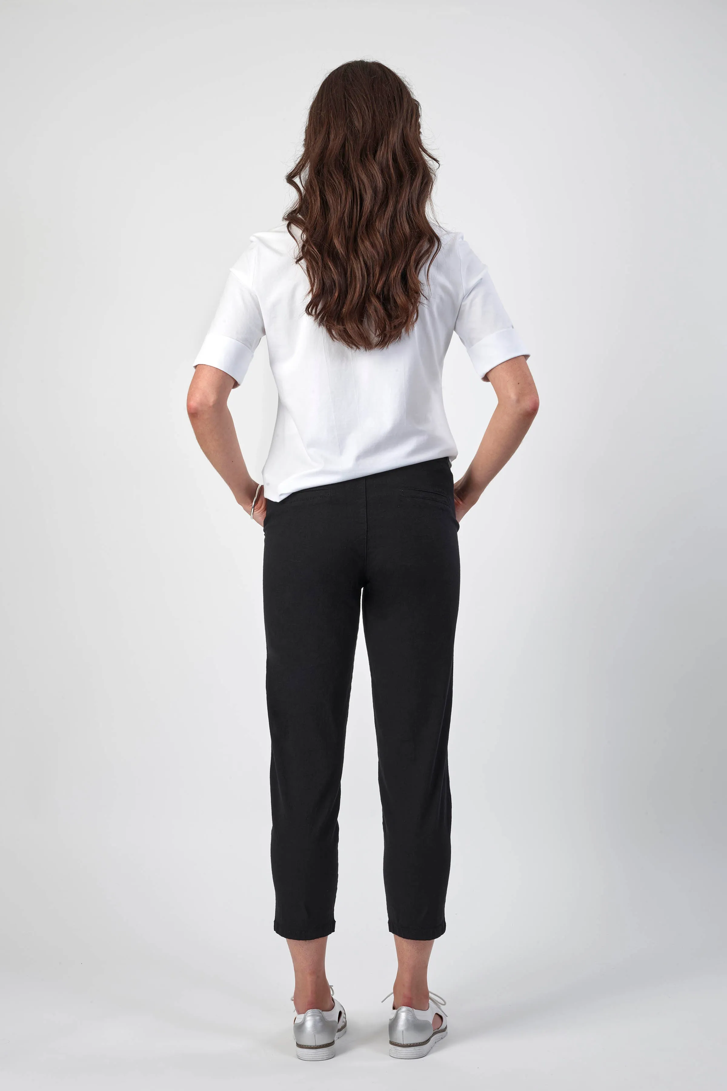 Vassalli 7/8 Leg Elastic Waist Pant - Black